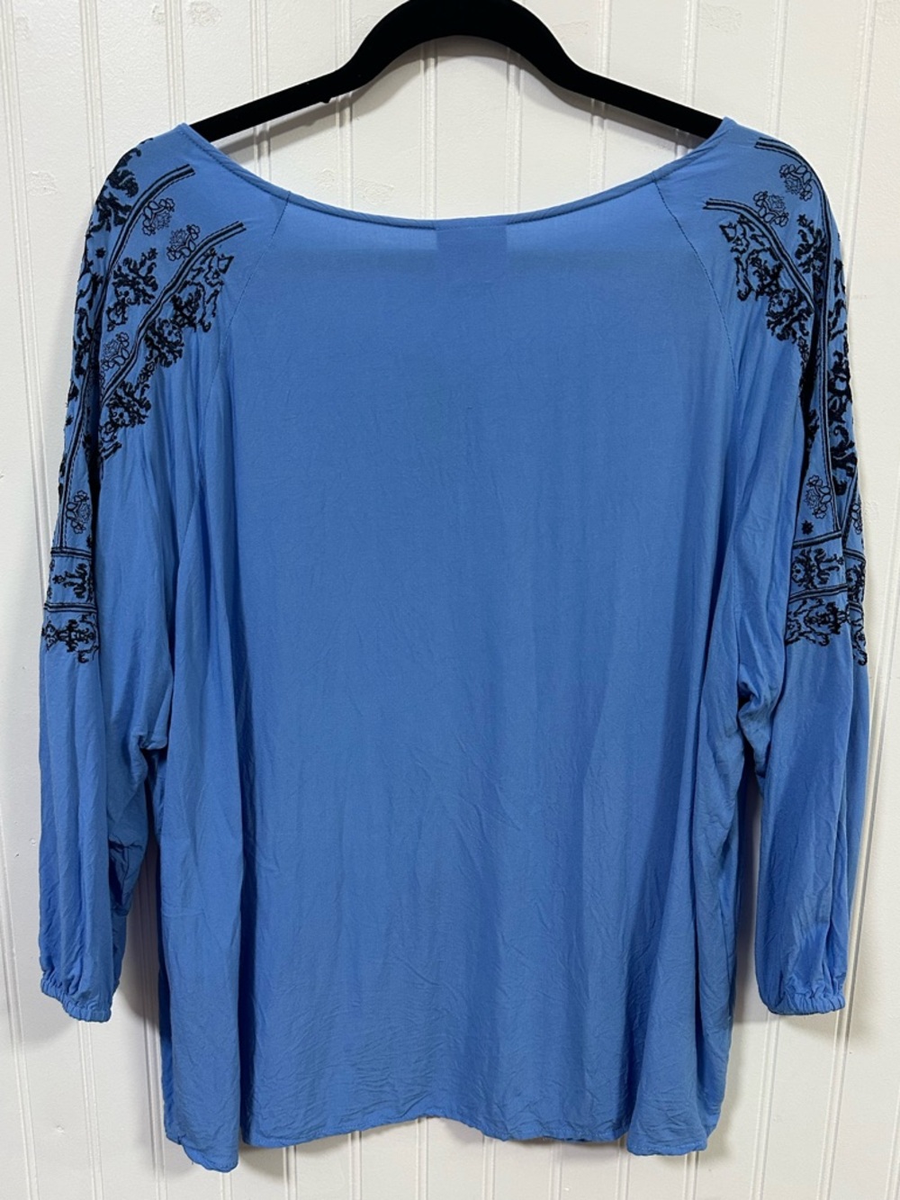 Ariat XL Blue Boho Peasant Top Embroidered 3/4 Sleeves Coastal *FLAWS* - Picture 2 of 14